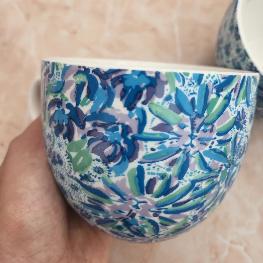 Lily Pulitzer Lion High Maintenance Blue Floral Mug Set - Picture 3 of 5